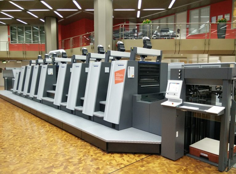 Štamparska mašina I Grafička industrija