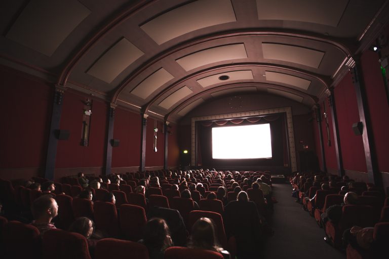 Bioskop I Kinematografija I Publika