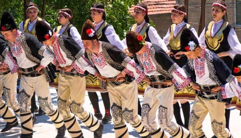 Srpsko kolo I Balkan