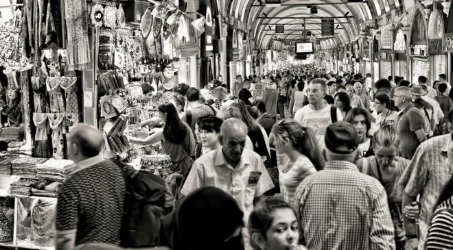 Balkan_Trznica_Ljudi_Pexels